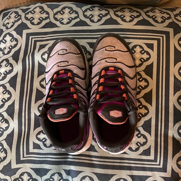 Kids Nike Air Max Plus sneakers size 1Y - Picture 3 of 7